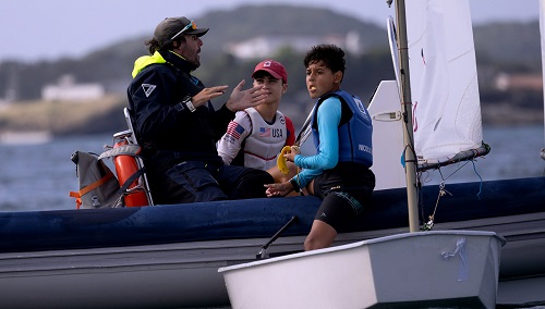 Mais de 20 velejadores da classe Optimist estiveram presentes em Cabo Frio (RJ)/ Foto: Matias Capizanno/Divulgação